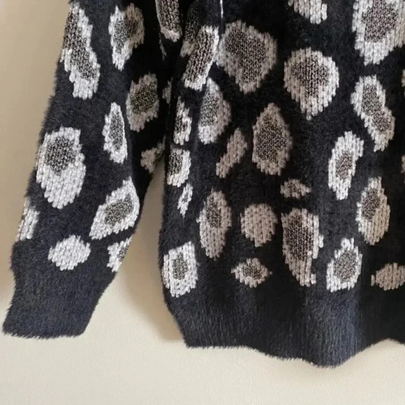 Michael Kors Animal Print Sweater - Picture 4 of 11